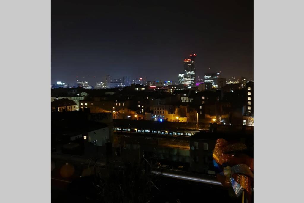 R O M A N T I C City View By Kato Katowice Exterior foto